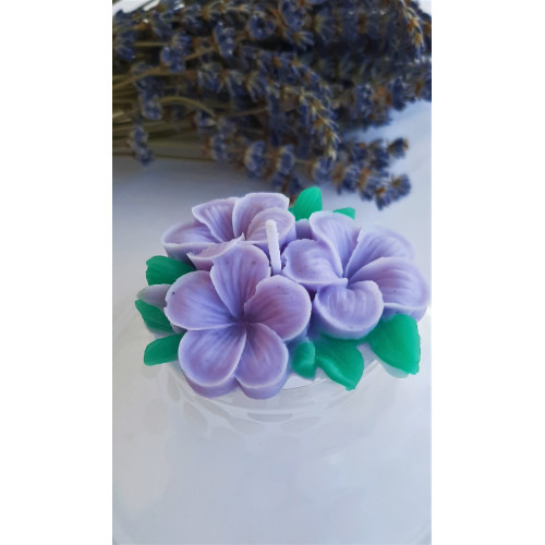 Lumanare floare exotica cu parfum liliac din ceara soia Lumanare floare exotica cu parfum liliac din ceara soia